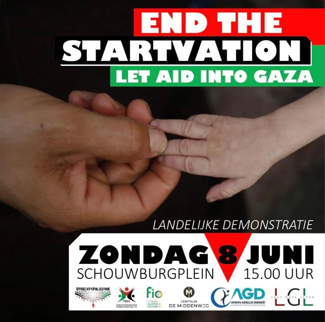 END THE STARTVATION LET AID INTO GAZA